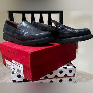 Donald J Pliner Black Crackle Lux Loafers Sz 11
